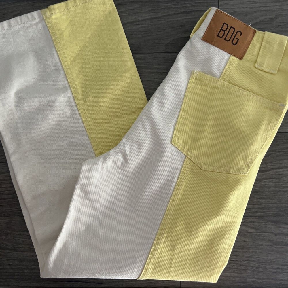 Urban Outfitters BDG High And Wide Denim Jeans White Yellow Size 28 NEW